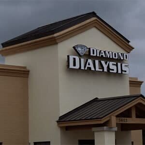 Diamond Dialysis Center offers Hemodialysis, Peritoneal Dialysis, and Kidney Disease Treatments